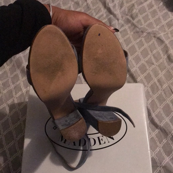 Steve Madden Spring shoes - Picture 2 of 2